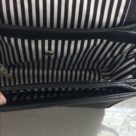 Kate Spade Black and Cream Bow Crossbody Bag - Picture 4 of 4